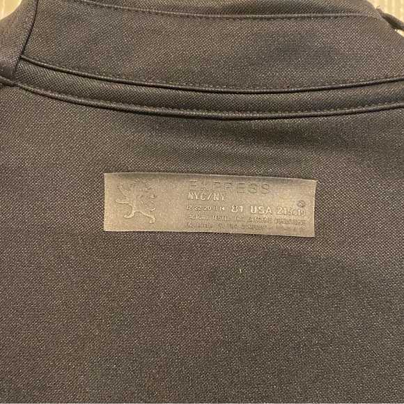 Express Men's Zip-Front Sweater Jacket. - Picture 7 of 7
